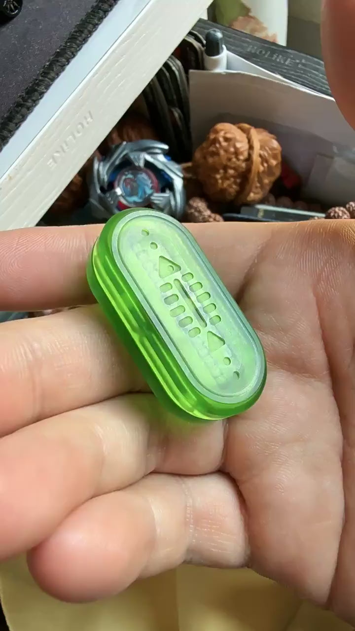 Fishbone EDC Fidget Toy Mechanical Slider Clicker Coin, High-Low Pitch Sound Stress Relief Desk Toy, Pocket Gift for Men